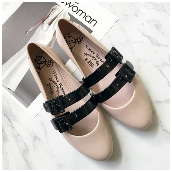 VIVIENNE WESTWOOD ANGLOMANIA + MELISSA DOLL AD - Picture 2 of 5